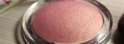 Catrice Cheek Lover Oil-Infused Blush 010 Blooming Hibiscus для долгих летних вечеров