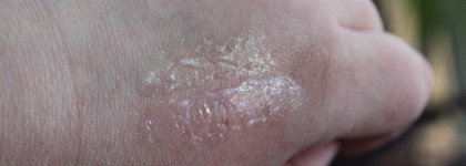 Цирковые блески Vivienne Sabo Magicien Lip Gloss в оттенках 01 и 02