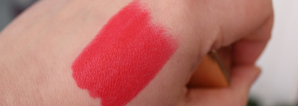 Burberry Kisses 109 Military Red Satin Lip Colour, Hydrating & Long-Lasting