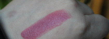 Nikk Mole lipstick в оттенке 402 Первая любовь