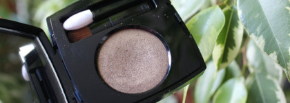 Золото? Chanel Ombre Premiere Longwear Powder Eyeshadow 32 Bronze Antique