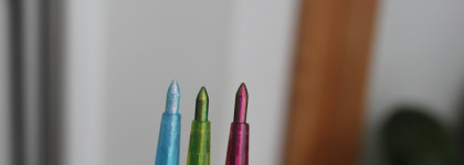 Магия вне Хогвартса - карандаши Beauty Bomb UFO Holographic Conspiracy 01, 02, 03 Eye Pencil