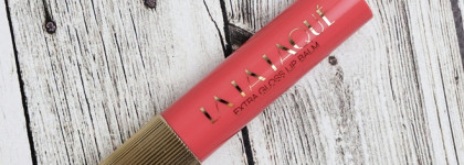 Новинка Vivienne Sabo - глянцевая помада-бальзам для губ Glossy lip balm LaLa Laque в оттенке 04 Corail