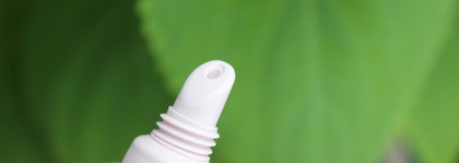 Essence The Super Peptide Glossy Lip Treatment 01 Peptacular