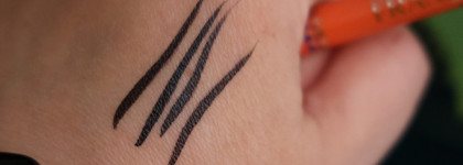 Vivienne Sabo FrancAfrique Eyeliner