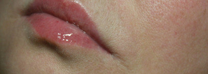 Stellary блеск для губ Sexy Gloss в оттенке 01 Clear Intentions