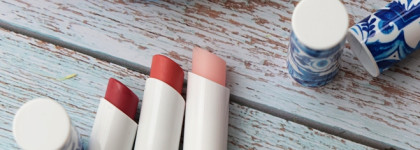 Три бальзама Artdeco Color Booster Lip Balm в оттенках 04 Rose, Pink, 09 Peach