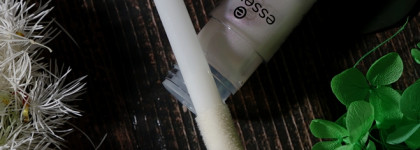 Essence - бальзам и масло Essence The Super Balm 01 Balmazing! и Essence Hydra Kiss Lip Oil 01 Kiss From A Rose