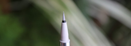 Influence Hydrogenesis подводка Metallic Eyeliner и тени Double Eyeshadow