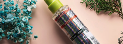 Garnier Fructis Сияние и гладкость Разглаживающий спрей для придания блеска