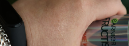 Garnier Fructis Сияние и гладкость Разглаживающий спрей для придания блеска