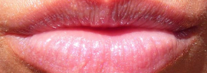 Он для меня один такой! Или Блеск для губ Guerlain KissKiss Gloss №871