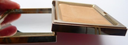 Как мы с пудрой подружились! Пудра Clarins Ever Matte Shine Control Mineral Powder Compact №2 (transparent medium)– Компактная пудра с матирующим эффектом