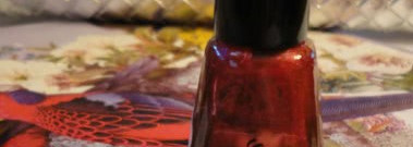 Очаровательный красный: лак для ногтей Classics Charming #26