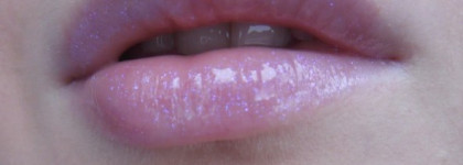 Праздничные огоньки с Блеском для губ Golden Rose Multicolor Diamonds Lipgloss №08 и Golden Rose Diamonds Body Face Powder оттенок 103