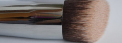 Признание в любви кисти Sigma F88 - Flat Angled Kabuki