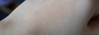 Компактная крем-пудра Facefinity Compact Foundation Max Factor  02 Слоновая кость (ivory) для светлой кожи SPF 15