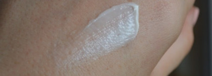 Масло для тела The Body Shop Body Butter Beurre Corporel Moringa и бальзам для губ The Body Shop Born Lippy Passionberry Lip Balm