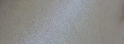 Самая любимая штучка на туалетном столике - хайлайтер Benefit "High Beam"Luminescent Complexion Enhancer