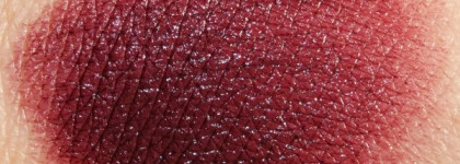 Chanel Rouge Allure Velvet L’Impatiente 307(Deep red-black)