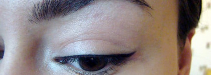 Гелевая подводка Mac Fluidline Eye-liner Gel оттенок Blacktrack