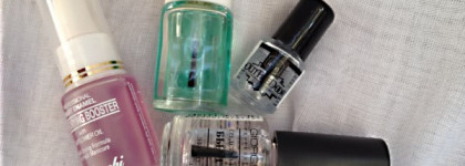 Колечки? Нет. Бублики? Нет. А! Вспомнила, сушки! (Для ногтей)