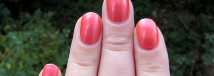 Разгоняю осеннюю хандру с Rimmel London 60 Seconds #409 Coral Crush