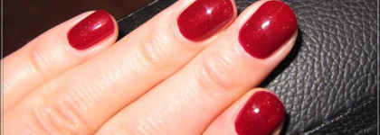 Ногти-ягодки – с Orly #40488 Glam и Aurelia Art #01