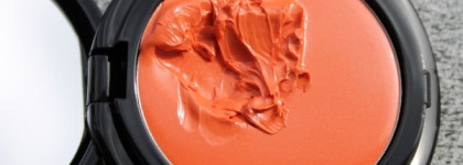 Кремовые румяна Artdeco Cream Rouge for Cheeks & Lips из серии Beauty Times, в оттенке Nr. 44 - Creamy Orange