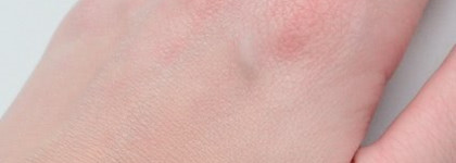 Тональный крем Kanebo Sensai Fluid Finish SPF 15 тон 202 soft beige