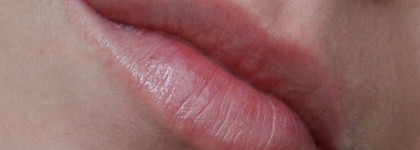 Чудесный бальзам для губ Bobbi Brown Lip Balm Spf15