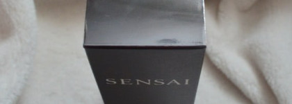 Тональный крем Kanebo Sensai Fluid Finish SPF 15 тон 202 soft beige