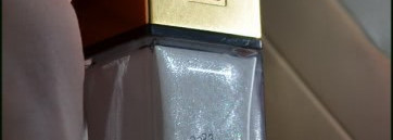 Нежный серый. YSL La Laque Couture №23 Gris Deco