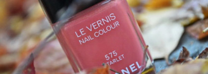 Chanel Le Vernis Starlet 575 и Paparazzi 579