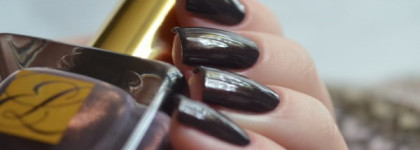 Estee Lauder Pure Color Nail Lacquer Molten Lava