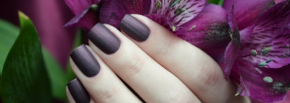 Deborah Lippmann Harem Silks From Bombay 20229
