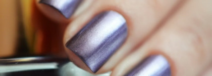 Estee Lauder Pure Color Nail Lacquer 07 Chrome Violet