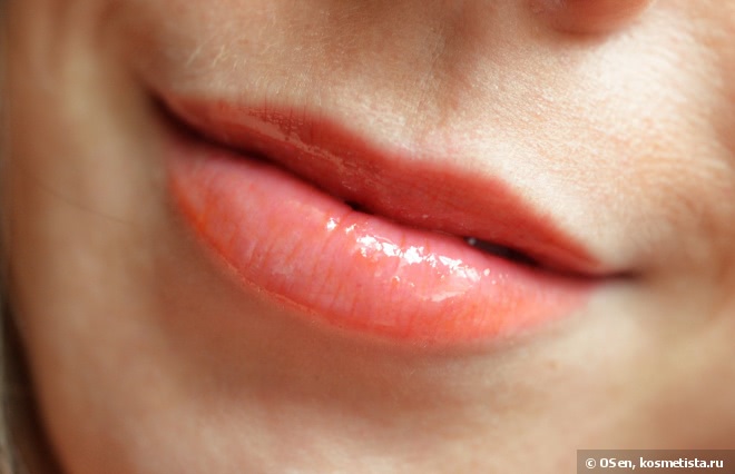 Масло-бальзам для губ с оттеночным эффектом YSL Volupte Tint-In-Oil Nourishing Lip Oil Colour Enhancer #7 Crush Me Orange