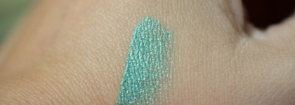 YSL Full Metall Shadow Metallic Shine Color Impact 16-Hour Wear Misty Green #9