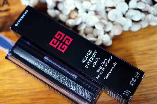 Очередная черная. Givenchy Rouge Interdit Vinyl #16 Noir Revelateur