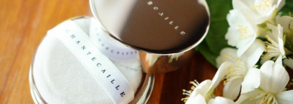 Она вроде бы есть, но ее вроде бы нет. Пудра Chantecaille