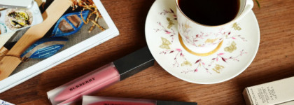 В тренде: матовые помады Liquid Lip Velvet. Обзор новинок от Burberry