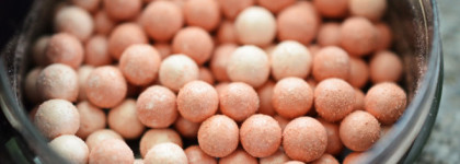 Неожиданное открытие - Avon True Colour Румяна в шариках