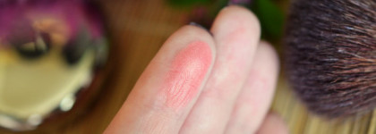 Лучшие летние румяна ever. Chantecaille Laughter