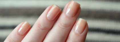 Незаметные средства в маникюре: China Glaze и Seche