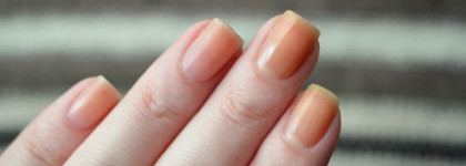 Незаметные средства в маникюре: China Glaze и Seche