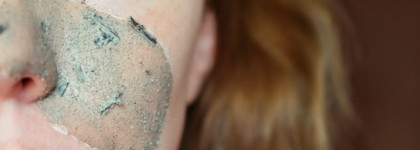 GlamGlow Youthmud Tinglexfoliate Treatment