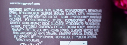 Два средства для локонов: Nyce и Living Proof