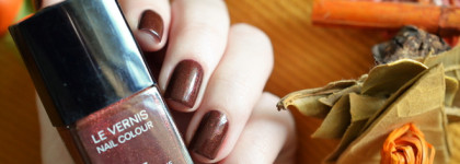 Цвет весны Toffee. Конфетное настроение сегодня и всегда :) Chanel Le Vernis Cosmic Violine #497