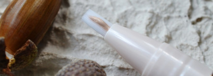 Estee Lauder Double Wear Brush-On Glow BB Highlighter #1С Light